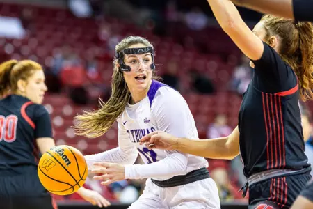 Madison, WI - Jordyn Glynn (12) during a non-conference game against Wisconsin on Sunday, December 11, 2022. The Badgers defeated the Tommies 72-64. (Photo by Kodiak Creative/Jimmy Naprstek)