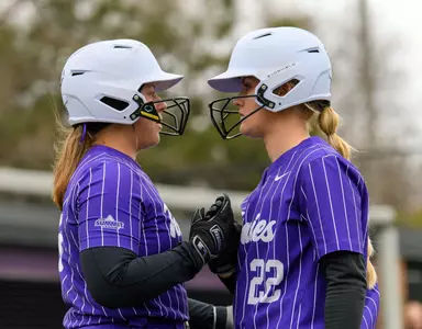 Cassidy Carby, Nicole Pieper