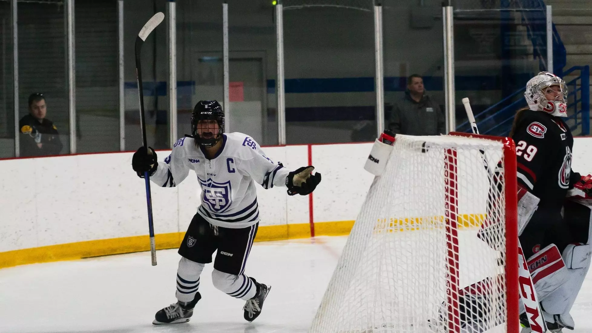 12/3, St. Cloud State, Women's Hockey, WHK, WH, Maija Almich, celebration
