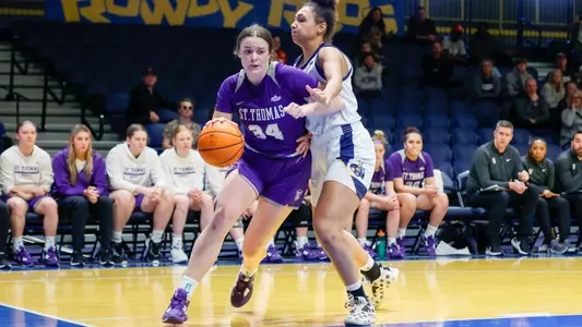 Women’s Basketball nabs weekend sweep with 80-57 win at Kansas City Image