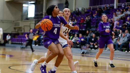 Strong start guides Women’s Basketball to 71-57 win at Western Illinois Image