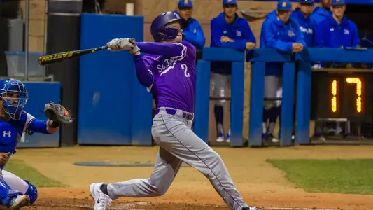 Billikens make extra-inning comeback to down Tommies in doubleheader Image
