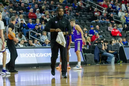 Men's Basketball vs. Western Illinois - Summit League Quarterfinals