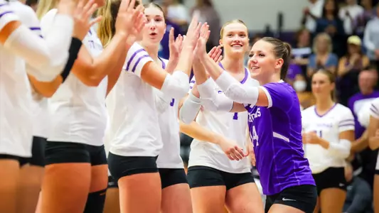 Volleyball earns 2023-24 AVCA Team Academic Award Image