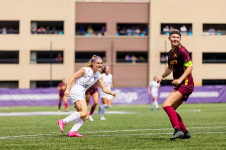 WSOC vs UMN