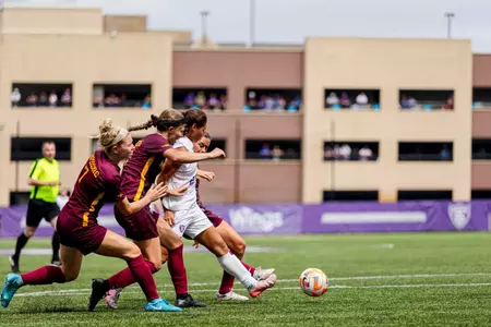 WSOC vs UMN
