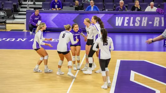 South Dakota State edges out St. Thomas in four-set loss Image