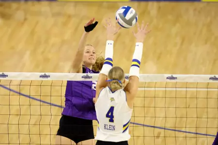 BROOKINGS, SD - November 25: 2025 Summit League Volleyball Championship at First Bank & Trust Arena on November 25, 2025 in Brookings, South Dakota. (Photo by Dave Eggen/Inertia)