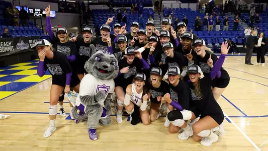 BROOKINGS, SD - November 25: 2025 Summit League Volleyball Championship at First Bank & Trust Arena on November 25, 2025 in Brookings, South Dakota. (Photo by Dave Eggen/Inertia)