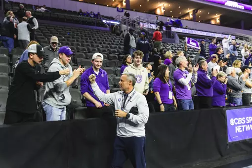 Phil Esten celebrates men's basketball win in the 2024-25 Summit League Tournament.