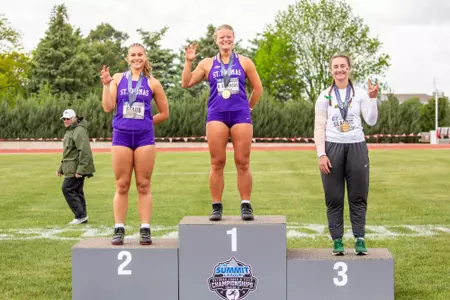Chloe Staub, Anna Swanson