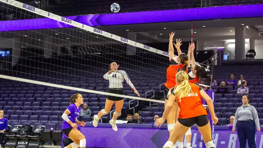 Camels end Tommie Volleyball’s seven-match winning streak Image