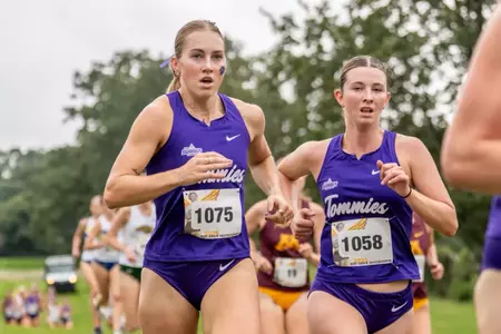 Emmy Schulz, Ann Boland