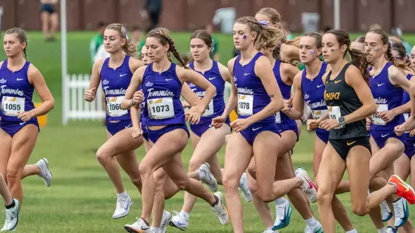 Cross Country heads to Notre Dame, UW-Eau Claire