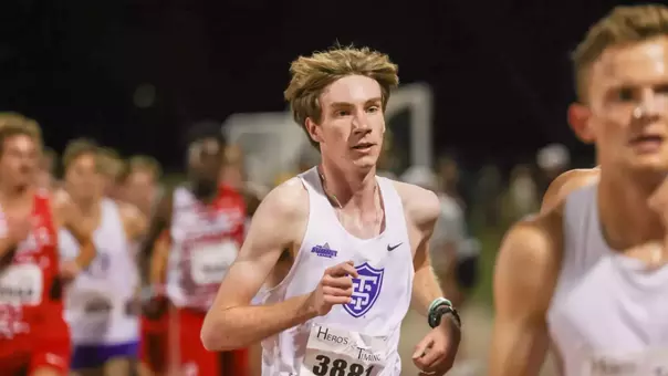 St. Thomas Men's Cross Country opened its 2026 season Friday, Sept. 4, 2026 at the Dragon Twilight in Moorhead, Minn.