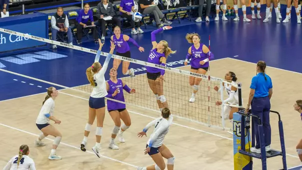 Tommies take five-setter from Jackrabbits in Brookings for sixth straight win