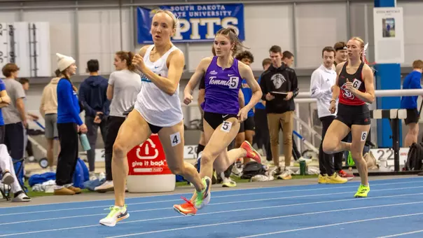 Track & Field takes multiple wins, program top 10 marks at Snowshoe Open