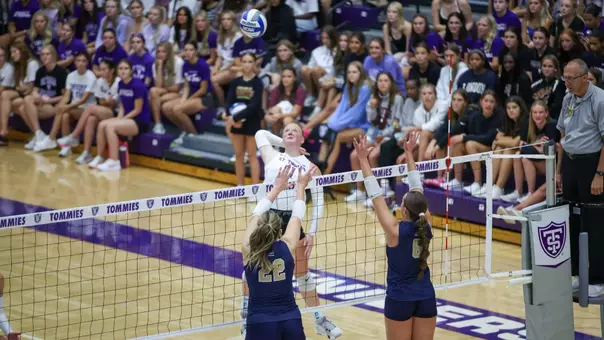 St. Thomas defeated Montana State, 3-1, in front of a Schoenecker Arena record crowd of 1,254 to begin the home season and the Tommie Invitational Tournament.