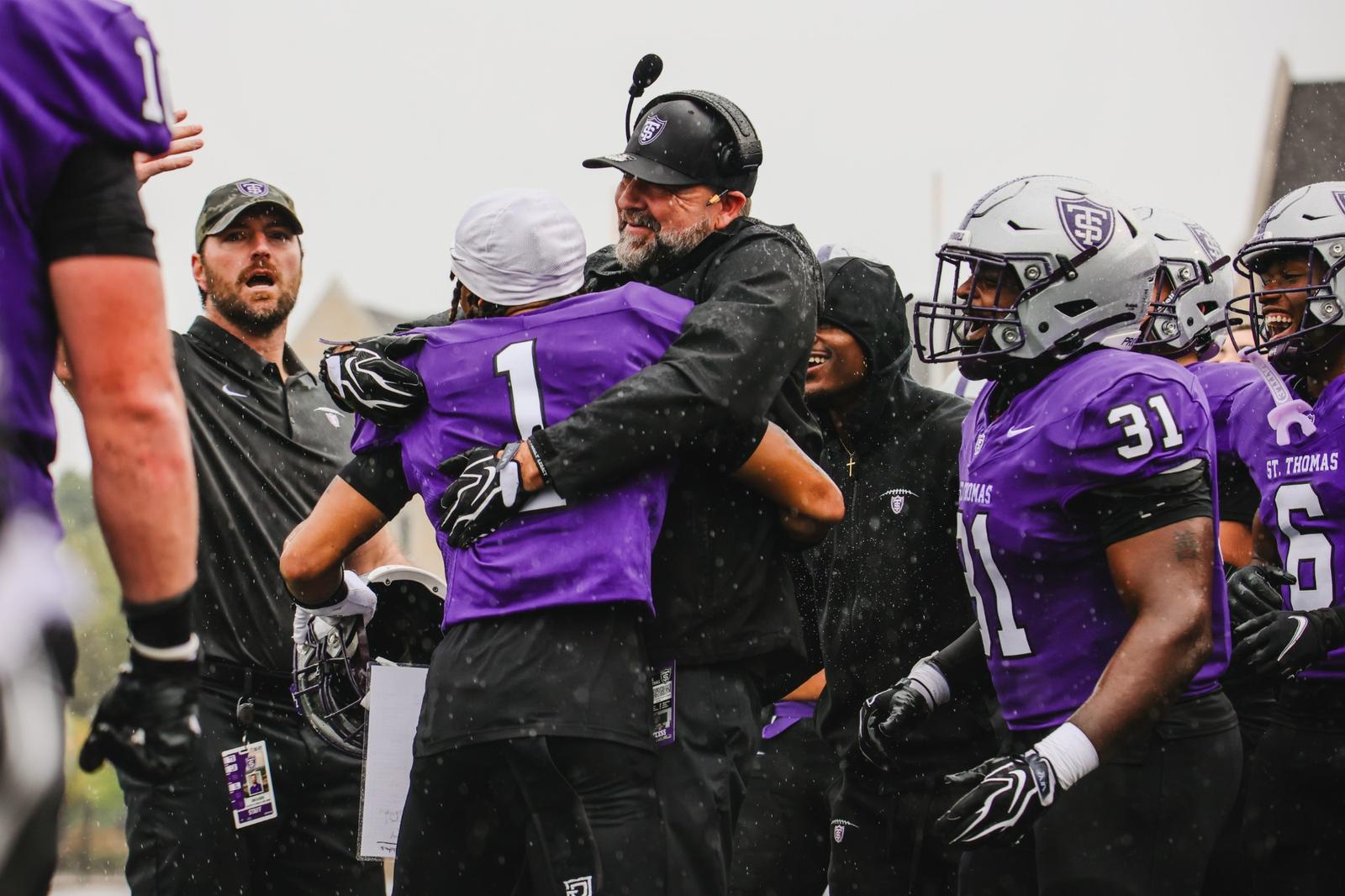St. Thomas football: Tommies travel to South Carolina, face Presbyterian
