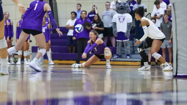 St. Thomas fell to UIC on the second day of the Tommie Invitational Volleyball Tournament hosted at Schoenecker Arena in St. Paul, Minn.