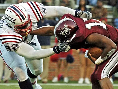 Troy Comeback Falls Short, 38-32 Image