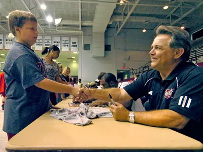 Fan Day Set For Sunday Image