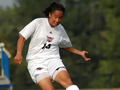 Beasley's Goal Gives Trojans Victory Image