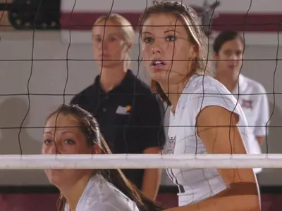 Gilroy Leads Trojans Over ULL Image