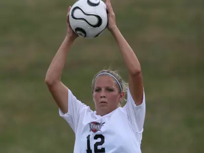 Auburn Edges Troy in Defensive Battle, 1-0 Image