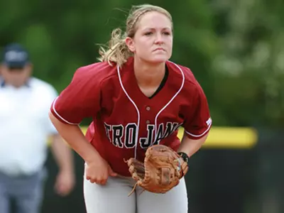 Troy Picks Up Two Wins on Day 2 Image