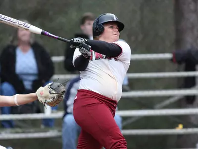 Softball Goes for Sweep on Sunday Image