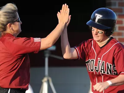 Johnson Walk-Off Homer Wins Game One, 5-2 Image