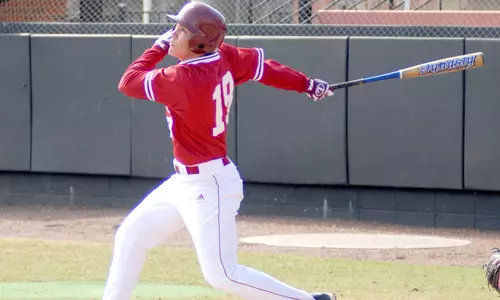Trojans Use Long Ball To Shoot Down Owls Image