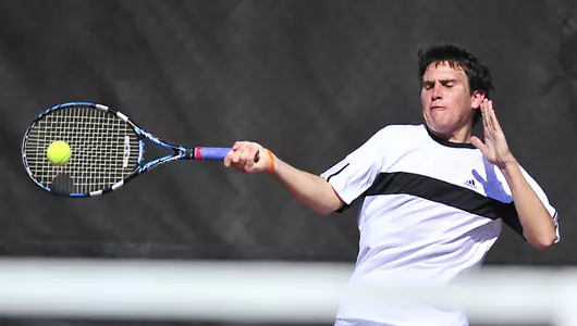 Trojan Men Pick Up Victory Image