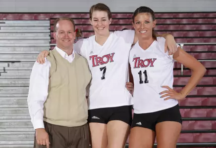 Seniors Close Out Career Image