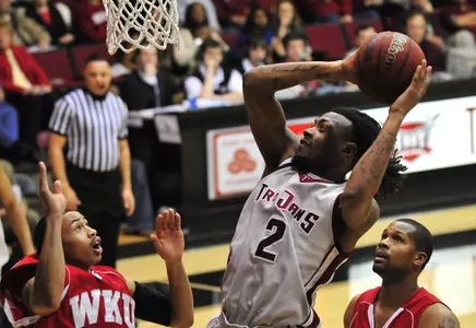 Win Streak Goes to 10 as Troy Downs WKU Image