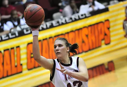 Troy Advances to Quarterfinals Image
