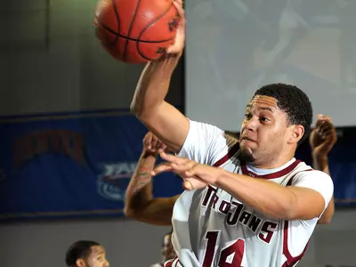 Third Time is the Charm for South Alabama Image