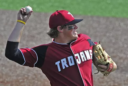 Henry Picks Up Troy?s First Gold Glove Award Image