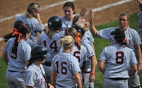 Trojans Halt Losing Streak With Sweep Image