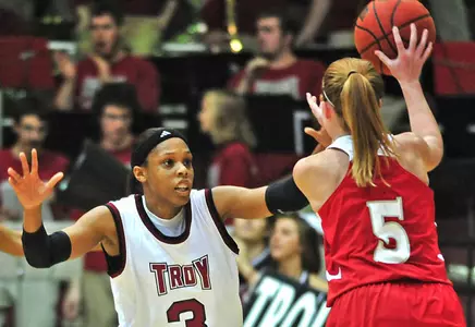 Trojans Fall To Lousiana Saturday Image