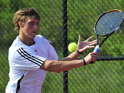 Trojans Fall To Winthrop Image