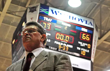 Troy Knocks Off USA in Overtime Image