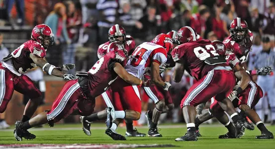 Troy defense stops ULL runner