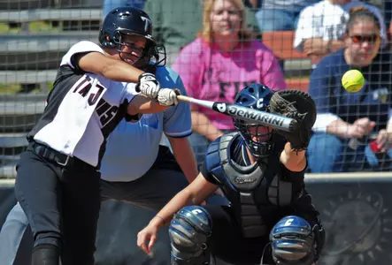 Trojan Offense Comes Alive in Sweep Image