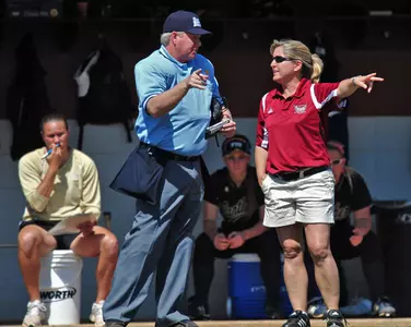 Early Offense Downs Trojans Image