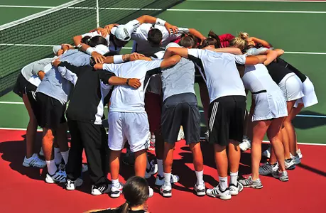Trojans Climb Rankings, Win Again Image