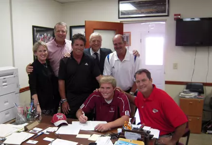 Tennis Adds Five Signees Image