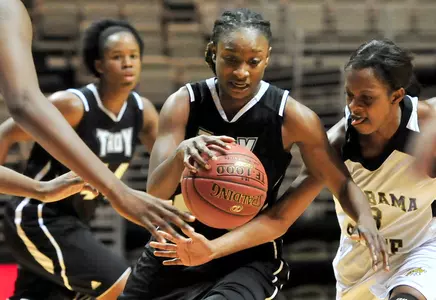 Trojans Set to Take On Hilltoppers Image