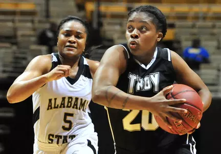 Trojans Struggle in Loss at North Texas Image